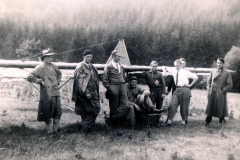 1933