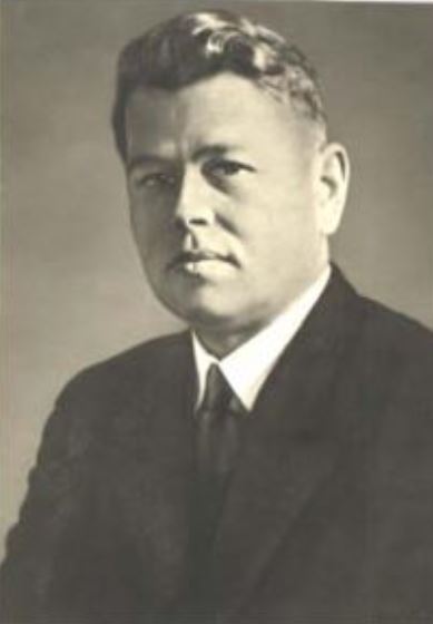 Vikar Josef Schulte, Rektor des Heimes