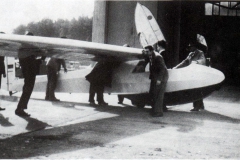 Das neue Medebacher Schulflugzeug wird in Oerlinghausen abgeholt